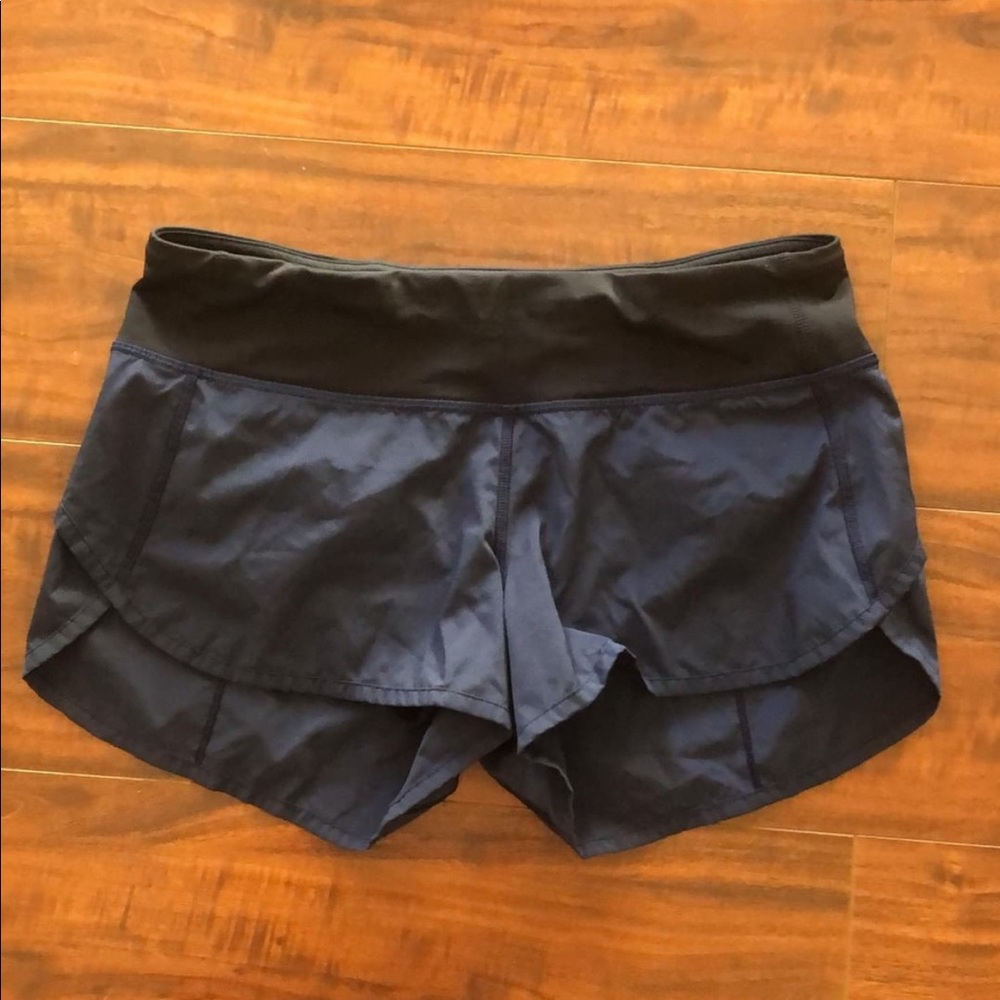 Lululemon Speed short. Black and Navy blue.